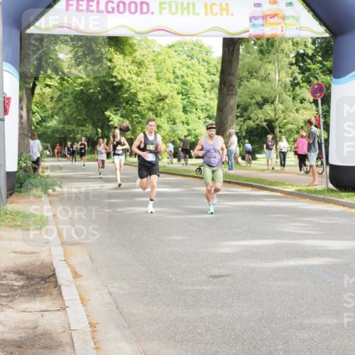 29.06.2025 - hella hamburg halbmarathon MichiJ http://msf.ph/oto/8160984 29.06.2025 10:11:19 Zwischen KM18-KM19 14717 meine-sportfotos.de
