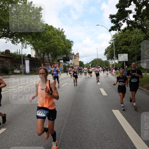 29.06.2025 - hella hamburg halbmarathon Yannick Fuchs http://msf.ph/oto/8160987 29.06.2025 10:38:56 20KM 1057, 1220, 1391, 1468, 1782, 1902, 1941, 2365, 2402, 2415, 3004, 3098, 3305, 4691, 4991, 5231, 5476, 5884, 7191, 7322, 7710, 8928, 9159, 10596, 11469, 12159, 12711, 13123, 13975, 14351, 14464, 14667, 14686, 14687, 14816, 15185, 16506, 17097, 17406, 17748, 18539, 18560, 18806, 19207 meine-sportfotos.de