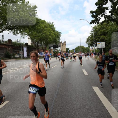 29.06.2025 - hella hamburg halbmarathon Yannick Fuchs http://msf.ph/oto/8160999 29.06.2025 10:38:56 20KM 1057, 1220, 1391, 1468, 1782, 1902, 1941, 2365, 2402, 2415, 3004, 3098, 3305, 4691, 4991, 5231, 5476, 5884, 7191, 7322, 7710, 8928, 9159, 10596, 11469, 12159, 12711, 13123, 13975, 14351, 14464, 14667, 14686, 14687, 14816, 15185, 16506, 17097, 17406, 17748, 18539, 18560, 18806, 19207 meine-sportfotos.de