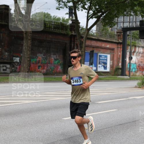 29.06.2025 - hella hamburg halbmarathon Yannick Fuchs http://msf.ph/oto/8161064 29.06.2025 10:20:46 20KM 2483, 4338, 8376, 10468, 11228, 11994, 12067, 13346, 17003 meine-sportfotos.de