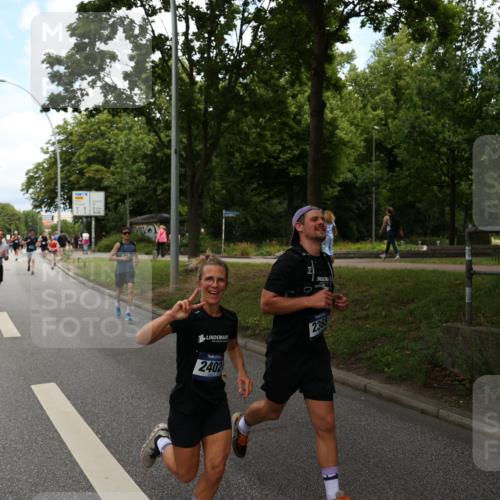 29.06.2025 - hella hamburg halbmarathon Yannick Fuchs http://msf.ph/oto/8161084 29.06.2025 10:38:57 20KM 1057, 1220, 1391, 1468, 1697, 1782, 1902, 1941, 2365, 2402, 2415, 3004, 3098, 3305, 4691, 4991, 5476, 5884, 7191, 7322, 7710, 8928, 9159, 10596, 11469, 12159, 12711, 13123, 13975, 14351, 14464, 14667, 14686, 14687, 14703, 14816, 15185, 16506, 17097, 17406, 18539, 18560, 18806, 19207 meine-sportfotos.de