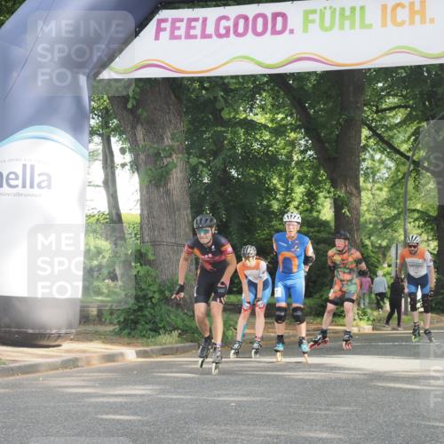 29.06.2025 - hella hamburg halbmarathon KatJ http://msf.ph/oto/8161132 29.06.2025 09:10:41 Zwischen KM18-KM19  meine-sportfotos.de