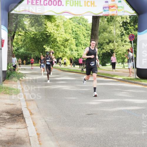 29.06.2025 - hella hamburg halbmarathon MichiJ http://msf.ph/oto/8161276 29.06.2025 10:11:27 Zwischen KM18-KM19 12373, 14717, 15526, 19075 meine-sportfotos.de