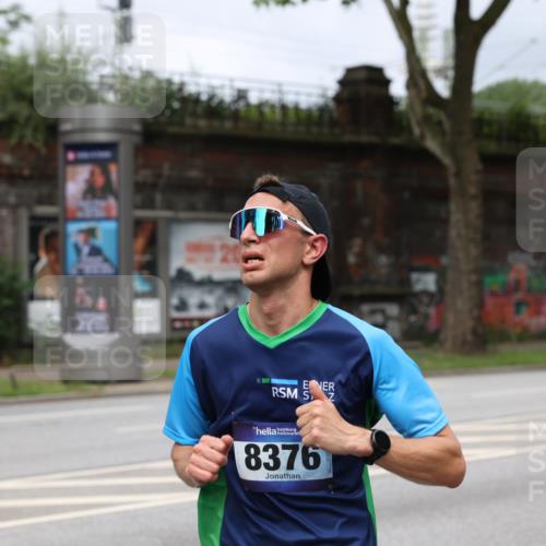 29.06.2025 - hella hamburg halbmarathon Yannick Fuchs http://msf.ph/oto/8161302 29.06.2025 10:20:49 20KM 2483, 4338, 8376, 10468, 11228, 12067, 13346, 14107, 17003 meine-sportfotos.de