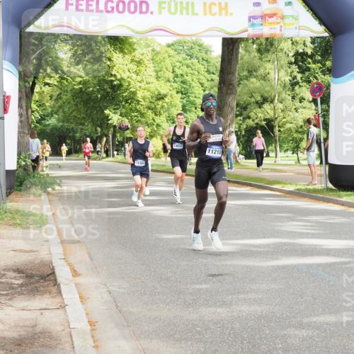 29.06.2025 - hella hamburg halbmarathon MichiJ http://msf.ph/oto/8161395 29.06.2025 10:11:29 Zwischen KM18-KM19 6530, 12373, 15526, 19075 meine-sportfotos.de