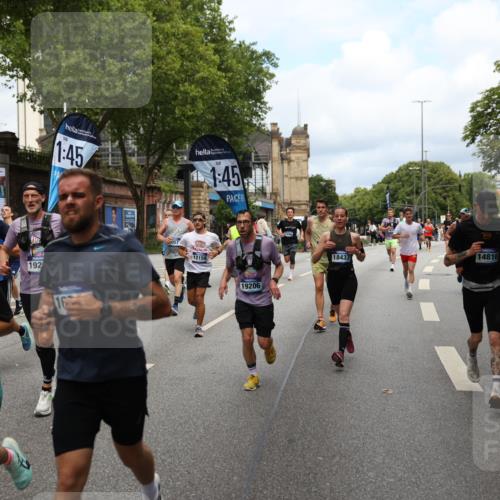 29.06.2025 - hella hamburg halbmarathon Yannick Fuchs http://msf.ph/oto/8161481 29.06.2025 10:39:01 20KM 1057, 1391, 1413, 1468, 1520, 1697, 1782, 1941, 2415, 3098, 3305, 4691, 4991, 5884, 7322, 7710, 8928, 9302, 10596, 11809, 12159, 12711, 13123, 13975, 14351, 14464, 14686, 14687, 14703, 14816, 16506, 17097, 17120, 17406, 18539, 18560, 18806, 19207 meine-sportfotos.de