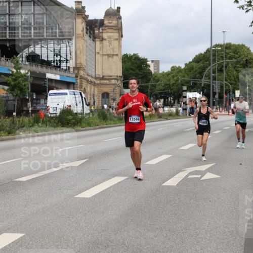 29.06.2025 - hella hamburg halbmarathon Yannick Fuchs http://msf.ph/oto/8161642 29.06.2025 10:21:04 20KM 4338, 9767, 10468, 11228, 13346, 14107, 16615, 17003 meine-sportfotos.de