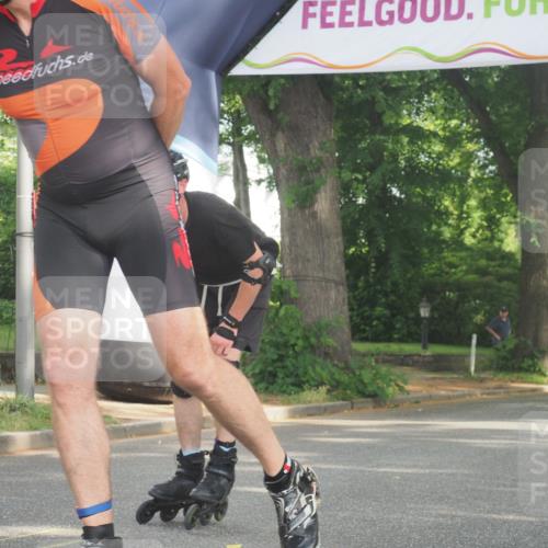 29.06.2025 - hella hamburg halbmarathon KatJ http://msf.ph/oto/8161655 29.06.2025 09:10:58 Zwischen KM18-KM19  meine-sportfotos.de
