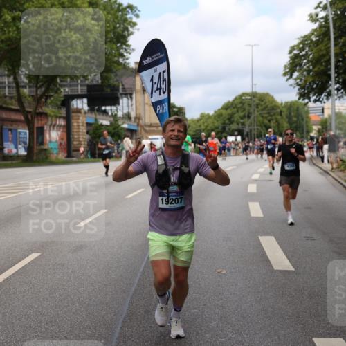 29.06.2025 - hella hamburg halbmarathon Yannick Fuchs http://msf.ph/oto/8162056 29.06.2025 10:39:07 20KM 1413, 1424, 1468, 1520, 1697, 1782, 1941, 2415, 2890, 2970, 3098, 4270, 4691, 4915, 5047, 7710, 8928, 9302, 11809, 13975, 14351, 14464, 14686, 14687, 14703, 15334, 16058, 17097, 17120, 17406, 18539, 18560, 18631, 18806, 19207 meine-sportfotos.de
