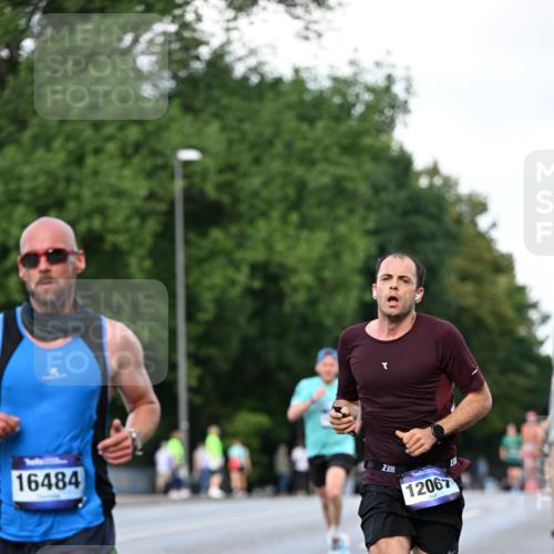 29.06.2025 - hella hamburg halbmarathon Dr. Thomas Lammeyer http://msf.ph/oto/8162115 29.06.2025 09:44:46 Kennedybrücke 2892, 4128, 4571, 6559, 7862, 10234, 10780, 11194 meine-sportfotos.de