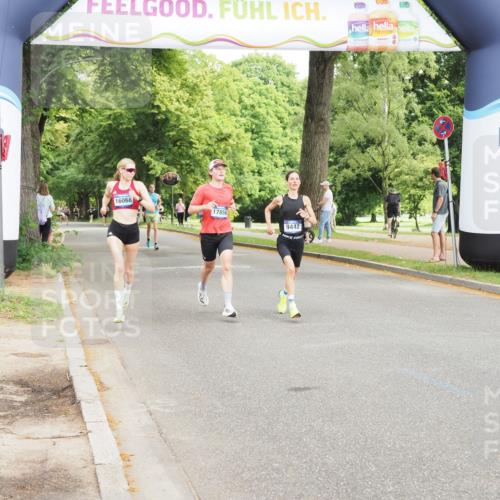 29.06.2025 - hella hamburg halbmarathon MichiJ http://msf.ph/oto/8162316 29.06.2025 10:12:19 Zwischen KM18-KM19 17856 meine-sportfotos.de