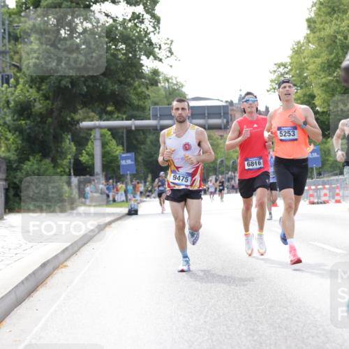 29.06.2025 - hella hamburg halbmarathon Jannik Wohlers http://msf.ph/oto/8162620 29.06.2025 09:40:10 Lombardsbrücke 34, 54, 5253, 6530, 6816, 9151, 9447, 9475, 11210, 12373, 12678, 14302, 16068, 16245, 16988, 18930 meine-sportfotos.de