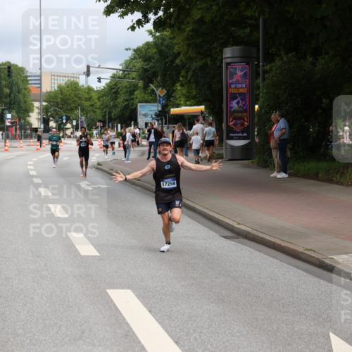 29.06.2025 - hella hamburg halbmarathon Yannick Fuchs http://msf.ph/oto/8162729 29.06.2025 10:21:32 20KM 7380, 9565, 13779, 14728, 16615, 17040, 17258, 18692, 19076 meine-sportfotos.de