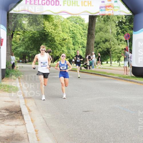 29.06.2025 - hella hamburg halbmarathon MichiJ http://msf.ph/oto/8162842 29.06.2025 10:12:39 Zwischen KM18-KM19 52, 9475, 16548, 17886 meine-sportfotos.de