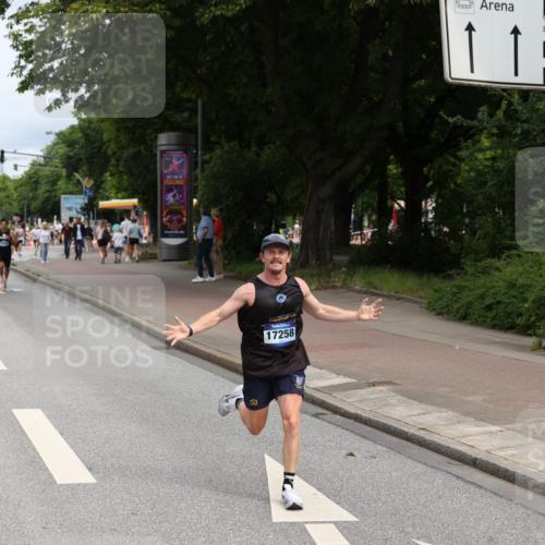 29.06.2025 - hella hamburg halbmarathon Yannick Fuchs http://msf.ph/oto/8162854 29.06.2025 10:21:34 20KM 7380, 9565, 13779, 14728, 17040, 17258, 18692, 19076 meine-sportfotos.de