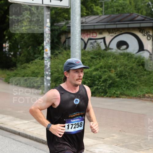 29.06.2025 - hella hamburg halbmarathon Yannick Fuchs http://msf.ph/oto/8162910 29.06.2025 10:21:35 20KM 7380, 9565, 13779, 14728, 17040, 17258, 18692, 19076 meine-sportfotos.de