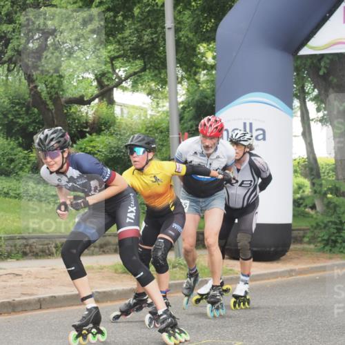 29.06.2025 - hella hamburg halbmarathon KatJ http://msf.ph/oto/8163058 29.06.2025 09:13:26 Zwischen KM18-KM19  meine-sportfotos.de