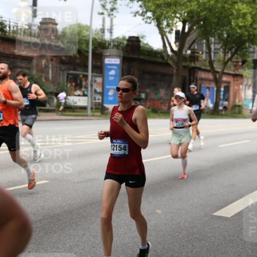29.06.2025 - hella hamburg halbmarathon Yannick Fuchs http://msf.ph/oto/8163172 29.06.2025 10:39:41 20KM 1171, 2098, 2188, 2367, 2470, 3785, 4997, 5623, 5706, 6054, 6266, 6375, 6575, 6819, 6831, 7087, 7167, 7325, 7709, 7843, 8871, 9105, 9710, 9720, 10064, 10741, 11291, 11688, 11821, 12154, 12161, 12643, 12783, 13919, 15365, 15651, 15666, 15760, 16617, 16685, 16689, 16725, 16834, 17544, 17960, 18055, 18185, 18407, 18638, 18689, 18718, 18862, 19116 meine-sportfotos.de