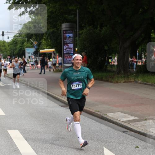 29.06.2025 - hella hamburg halbmarathon Yannick Fuchs http://msf.ph/oto/8163196 29.06.2025 10:21:41 20KM 7380, 9565, 12641, 13779, 13780, 14728, 17040, 18692, 19076 meine-sportfotos.de