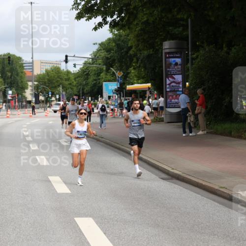 29.06.2025 - hella hamburg halbmarathon Yannick Fuchs http://msf.ph/oto/8163245 29.06.2025 10:21:43 20KM 7380, 9565, 12641, 13779, 13780, 14728, 17040, 18692, 19076 meine-sportfotos.de