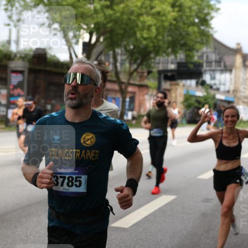 29.06.2025 - hella hamburg halbmarathon Yannick Fuchs http://msf.ph/oto/8163258 29.06.2025 10:39:42 20KM 2098, 2188, 2367, 2470, 3785, 4997, 5623, 5648, 5706, 6054, 6375, 6819, 6831, 7087, 7167, 7325, 7709, 7843, 8871, 9105, 9710, 9720, 10064, 10741, 11291, 11688, 11821, 12154, 12161, 12643, 12783, 13919, 14374, 15365, 15636, 15651, 15666, 15760, 16617, 16685, 16689, 16725, 16834, 17544, 17960, 18055, 18185, 18407, 18638, 18689, 18718, 18862, 19116 meine-sportfotos.de