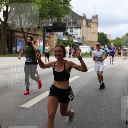 29.06.2025 - hella hamburg halbmarathon Yannick Fuchs http://msf.ph/oto/8163264 29.06.2025 10:39:42 20KM 2098, 2188, 2367, 2470, 3785, 4997, 5623, 5648, 5706, 6054, 6375, 6819, 6831, 7087, 7167, 7325, 7709, 7843, 8871, 9105, 9710, 9720, 10064, 10741, 11291, 11688, 11821, 12154, 12161, 12643, 12783, 13919, 14374, 15365, 15636, 15651, 15666, 15760, 16617, 16685, 16689, 16725, 16834, 17544, 17960, 18055, 18185, 18407, 18638, 18689, 18718, 18862, 19116 meine-sportfotos.de