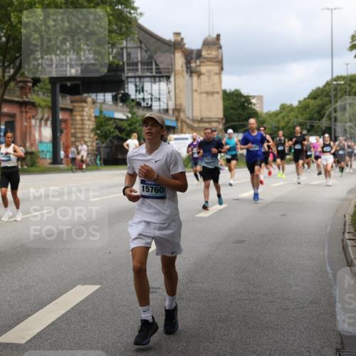 29.06.2025 - hella hamburg halbmarathon Yannick Fuchs http://msf.ph/oto/8163355 29.06.2025 10:39:43 20KM 2098, 2188, 2367, 2470, 3785, 4997, 5623, 5648, 5706, 6054, 6375, 6819, 6831, 7087, 7167, 7325, 7709, 7843, 8871, 9105, 9710, 9720, 10064, 10741, 11291, 11688, 11821, 12154, 12161, 12643, 12783, 13919, 14374, 15365, 15636, 15651, 15666, 15760, 16617, 16685, 16689, 16725, 16834, 17544, 17960, 18055, 18185, 18407, 18638, 18689, 18862, 19116 meine-sportfotos.de