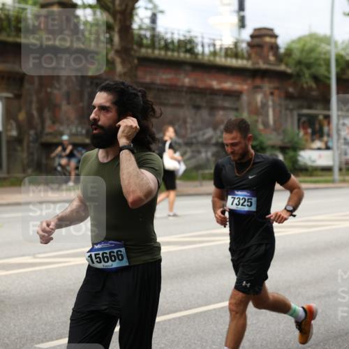 29.06.2025 - hella hamburg halbmarathon Yannick Fuchs http://msf.ph/oto/8163423 29.06.2025 10:39:44 20KM 2188, 2367, 2470, 4997, 5623, 5648, 5706, 6054, 6375, 6819, 6831, 7087, 7167, 7325, 7709, 7843, 8871, 9105, 9710, 9720, 10064, 10741, 11291, 11688, 11821, 12154, 12161, 12643, 12783, 13919, 14374, 15365, 15636, 15651, 15666, 15760, 16617, 16685, 16689, 16725, 16834, 17544, 17960, 18055, 18185, 18407, 18638, 18689, 18862, 19116 meine-sportfotos.de