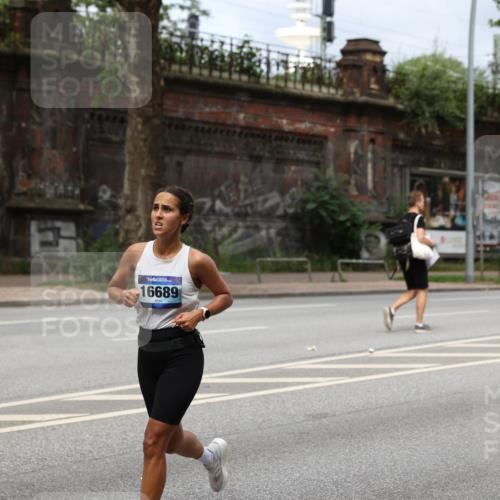 29.06.2025 - hella hamburg halbmarathon Yannick Fuchs http://msf.ph/oto/8163489 29.06.2025 10:39:46 20KM 2188, 2270, 2367, 2470, 4277, 4997, 5623, 5648, 5706, 6054, 6375, 6819, 6831, 7056, 7087, 7167, 7325, 7709, 8374, 9105, 9710, 9720, 10064, 10741, 11291, 11688, 11821, 12643, 12783, 13919, 14374, 14764, 15365, 15636, 15651, 15666, 15760, 16617, 16689, 16725, 17544, 17960, 18055, 18185, 18346, 18407, 18638, 18862, 19116 meine-sportfotos.de