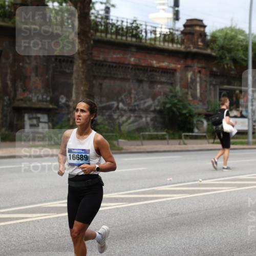 29.06.2025 - hella hamburg halbmarathon Yannick Fuchs http://msf.ph/oto/8163497 29.06.2025 10:39:46 20KM 2188, 2270, 2367, 2470, 4277, 4997, 5623, 5648, 5706, 6054, 6375, 6819, 6831, 7056, 7087, 7167, 7325, 7709, 8374, 9105, 9710, 9720, 10064, 10741, 11291, 11688, 11821, 12643, 12783, 13919, 14374, 14764, 15365, 15636, 15651, 15666, 15760, 16617, 16689, 16725, 17544, 17960, 18055, 18185, 18346, 18407, 18638, 18862, 19116 meine-sportfotos.de
