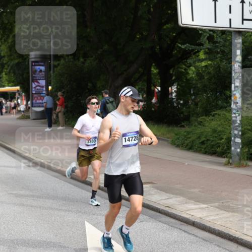29.06.2025 - hella hamburg halbmarathon Yannick Fuchs http://msf.ph/oto/8163685 29.06.2025 10:21:48 20KM 7380, 9565, 12641, 12992, 13779, 13780, 14728, 17040, 18692, 19076 meine-sportfotos.de