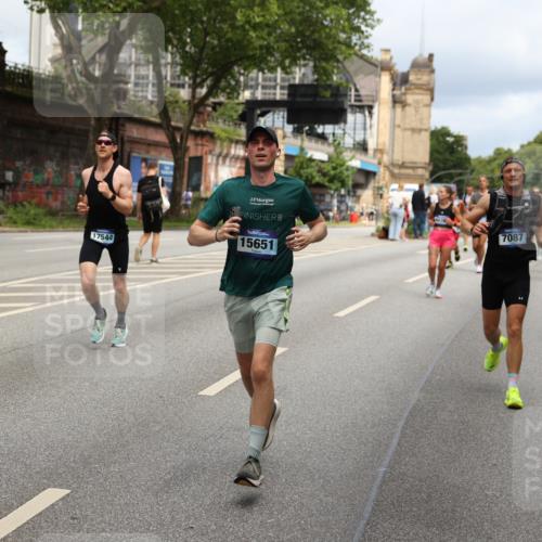 29.06.2025 - hella hamburg halbmarathon Yannick Fuchs http://msf.ph/oto/8163805 29.06.2025 10:39:51 20KM 2188, 2270, 2367, 2470, 2707, 3186, 4277, 5623, 5648, 5706, 6054, 6819, 6831, 7056, 7087, 7385, 7709, 8374, 9105, 9710, 9720, 10741, 11291, 11688, 11821, 12643, 12783, 13919, 14374, 14385, 14764, 15365, 15563, 15636, 15651, 16513, 16617, 16725, 17544, 17960, 18055, 18185, 18346, 18407, 18637, 18638, 18862, 18878, 19116 meine-sportfotos.de