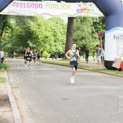29.06.2025 - hella hamburg halbmarathon MichiJ http://msf.ph/oto/8163827 29.06.2025 10:13:17 Zwischen KM18-KM19 9151, 18897 meine-sportfotos.de
