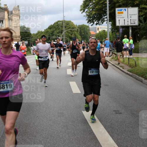 29.06.2025 - hella hamburg halbmarathon Yannick Fuchs http://msf.ph/oto/8163908 29.06.2025 10:39:54 20KM 2188, 2270, 2367, 2470, 2590, 2707, 3056, 3186, 4277, 4854, 5623, 5648, 5706, 6054, 6071, 6819, 6831, 7056, 7087, 7385, 7709, 8374, 9105, 9585, 9710, 11291, 11495, 11821, 12643, 12783, 13919, 14374, 14385, 14764, 15365, 15563, 15636, 15651, 16513, 16617, 16725, 17499, 17544, 17674, 17960, 18081, 18185, 18346, 18407, 18637, 18638, 18862, 18878, 19116 meine-sportfotos.de