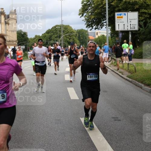 29.06.2025 - hella hamburg halbmarathon Yannick Fuchs http://msf.ph/oto/8163922 29.06.2025 10:39:54 20KM 2188, 2270, 2367, 2470, 2590, 2707, 3056, 3186, 4277, 4854, 5623, 5648, 5706, 6054, 6071, 6819, 6831, 7056, 7087, 7385, 7709, 8374, 9105, 9585, 9710, 11291, 11495, 11821, 12643, 12783, 13919, 14374, 14385, 14764, 15365, 15563, 15636, 15651, 16513, 16617, 16725, 17499, 17544, 17674, 17960, 18081, 18185, 18346, 18407, 18637, 18638, 18862, 18878, 19116 meine-sportfotos.de
