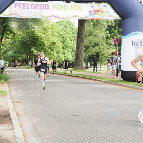 29.06.2025 - hella hamburg halbmarathon MichiJ http://msf.ph/oto/8163942 29.06.2025 10:13:18 Zwischen KM18-KM19 7862, 9151, 18897, 18930 meine-sportfotos.de