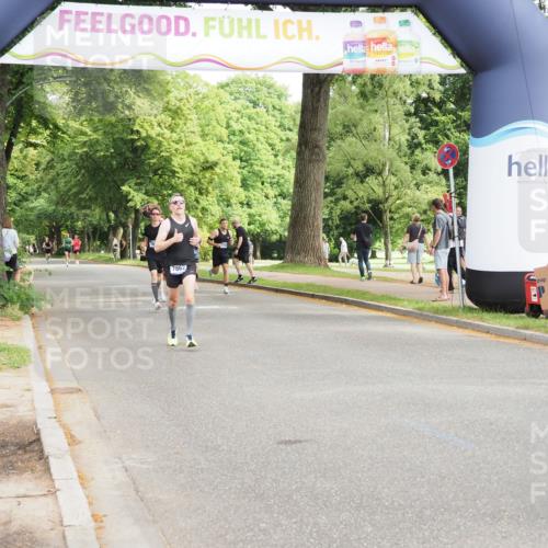29.06.2025 - hella hamburg halbmarathon MichiJ http://msf.ph/oto/8163973 29.06.2025 10:13:18 Zwischen KM18-KM19 7862, 9151, 18897, 18930 meine-sportfotos.de