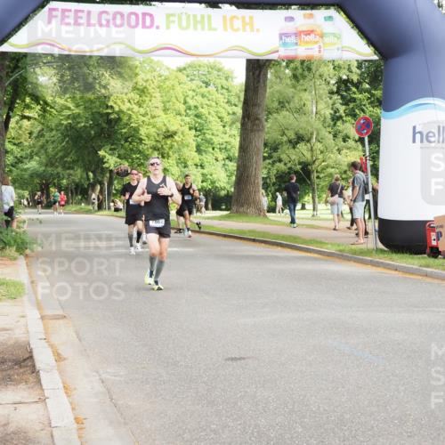 29.06.2025 - hella hamburg halbmarathon MichiJ http://msf.ph/oto/8164009 29.06.2025 10:13:19 Zwischen KM18-KM19 7834, 7862, 9151, 18897, 18930 meine-sportfotos.de