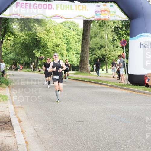 29.06.2025 - hella hamburg halbmarathon MichiJ http://msf.ph/oto/8164042 29.06.2025 10:13:19 Zwischen KM18-KM19 7834, 7862, 9151, 18897, 18930 meine-sportfotos.de