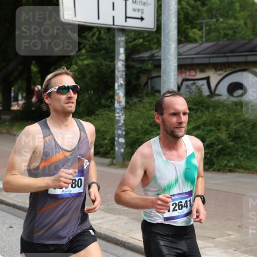 29.06.2025 - hella hamburg halbmarathon Yannick Fuchs http://msf.ph/oto/8164165 29.06.2025 10:22:00 20KM 1065, 1577, 5344, 9079, 10848, 12641, 12992, 13780, 14019, 15023, 15671 meine-sportfotos.de