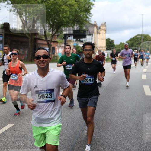 29.06.2025 - hella hamburg halbmarathon Yannick Fuchs http://msf.ph/oto/8164260 29.06.2025 10:39:58 20KM 2188, 2270, 2367, 2470, 2590, 2707, 3056, 3186, 3477, 4277, 4854, 5623, 5648, 5706, 6054, 6071, 6290, 6831, 7056, 7385, 7450, 7709, 8374, 9105, 9585, 9710, 11291, 11495, 11821, 12643, 12783, 13919, 14374, 14385, 14764, 15365, 15563, 15636, 16513, 16617, 16624, 16725, 17499, 17674, 17835, 17960, 18081, 18185, 18346, 18407, 18637, 18862, 18878, 19116 meine-sportfotos.de