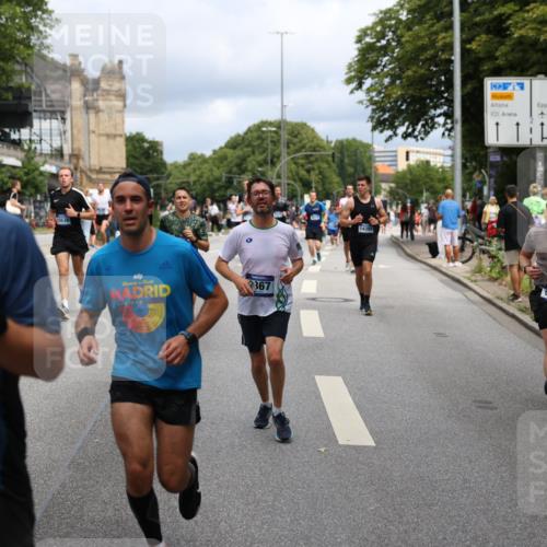 29.06.2025 - hella hamburg halbmarathon Yannick Fuchs http://msf.ph/oto/8164762 29.06.2025 10:40:05 20KM 1569, 2138, 2270, 2367, 2590, 2707, 3056, 3186, 3477, 4277, 4345, 4854, 5648, 6054, 6071, 6290, 6460, 6711, 7056, 7385, 7450, 8374, 9585, 10792, 10796, 11291, 11495, 11821, 11936, 12084, 12277, 13525, 14374, 14385, 14764, 14911, 15563, 15636, 16513, 16624, 17499, 17674, 17835, 18081, 18185, 18346, 18637, 18878 meine-sportfotos.de