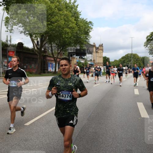 29.06.2025 - hella hamburg halbmarathon Yannick Fuchs http://msf.ph/oto/8164977 29.06.2025 10:40:08 20KM 1569, 1600, 1920, 2048, 2138, 2270, 2367, 2590, 2707, 3056, 3186, 3477, 4277, 4345, 4854, 5648, 6071, 6290, 6460, 6711, 7056, 7385, 7450, 8374, 9585, 10792, 10796, 11495, 11773, 11821, 11936, 12084, 12277, 13525, 14200, 14374, 14385, 14764, 14911, 15563, 15636, 15741, 16513, 16624, 17499, 17674, 17835, 18081, 18346, 18637, 18878 meine-sportfotos.de