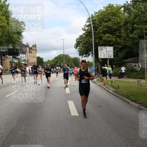 29.06.2025 - hella hamburg halbmarathon Yannick Fuchs http://msf.ph/oto/8165008 29.06.2025 10:40:09 20KM 1569, 1600, 1920, 2048, 2138, 2189, 2270, 2367, 2590, 2707, 3056, 3186, 3477, 4277, 4345, 4854, 5648, 6071, 6290, 6460, 6711, 7056, 7385, 7450, 8374, 8668, 9585, 10792, 10796, 11495, 11773, 11821, 11936, 12084, 12277, 13525, 14200, 14228, 14374, 14385, 14764, 14911, 15563, 15636, 15741, 16513, 16624, 17499, 17674, 17835, 18081, 18346, 18637, 18878 meine-sportfotos.de