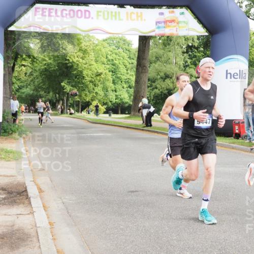 29.06.2025 - hella hamburg halbmarathon MichiJ http://msf.ph/oto/8165019 29.06.2025 10:13:37 Zwischen KM18-KM19 2459, 6699, 6816, 9447, 16169 meine-sportfotos.de