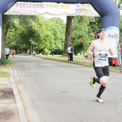 29.06.2025 - hella hamburg halbmarathon MichiJ http://msf.ph/oto/8165284 29.06.2025 10:13:42 Zwischen KM18-KM19 2459, 6816, 9447, 16169, 18693 meine-sportfotos.de