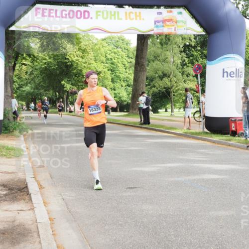 29.06.2025 - hella hamburg halbmarathon MichiJ http://msf.ph/oto/8165348 29.06.2025 10:13:51 Zwischen KM18-KM19 18328 meine-sportfotos.de