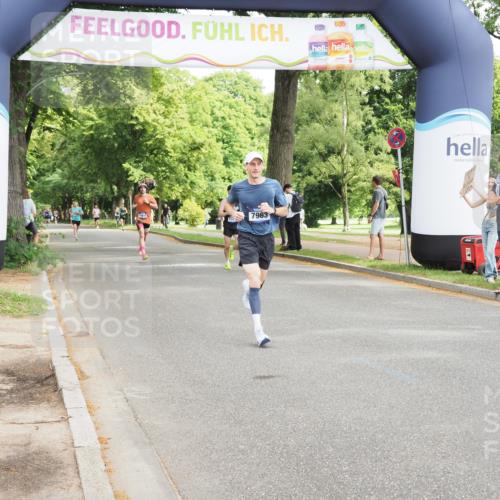 29.06.2025 - hella hamburg halbmarathon MichiJ http://msf.ph/oto/8165539 29.06.2025 10:13:57 Zwischen KM18-KM19 18328 meine-sportfotos.de