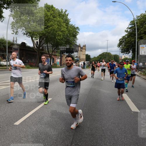 29.06.2025 - hella hamburg halbmarathon Yannick Fuchs http://msf.ph/oto/8165642 29.06.2025 10:40:17 20KM 1569, 1600, 1759, 1920, 2048, 2138, 2189, 2590, 2707, 3056, 3186, 3477, 4345, 4854, 6071, 6290, 6460, 6532, 6711, 7385, 7450, 7961, 8269, 8577, 8668, 9585, 10792, 10796, 11094, 11125, 11495, 11773, 11936, 12084, 12277, 13525, 14062, 14200, 14228, 14385, 14462, 14804, 14911, 15563, 15741, 16513, 16624, 17499, 17674, 17835, 18081, 18637, 18878 meine-sportfotos.de