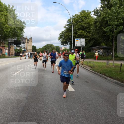 29.06.2025 - hella hamburg halbmarathon Yannick Fuchs http://msf.ph/oto/8165701 29.06.2025 10:40:17 20KM 1569, 1600, 1759, 1920, 2048, 2138, 2189, 2590, 2707, 3056, 3186, 3477, 4345, 4854, 6071, 6290, 6460, 6532, 6711, 7385, 7450, 7961, 8269, 8577, 8668, 9585, 10792, 10796, 11094, 11125, 11495, 11773, 11936, 12084, 12277, 13525, 14062, 14200, 14228, 14385, 14462, 14804, 14911, 15563, 15741, 16513, 16624, 17499, 17674, 17835, 18081, 18637, 18878 meine-sportfotos.de